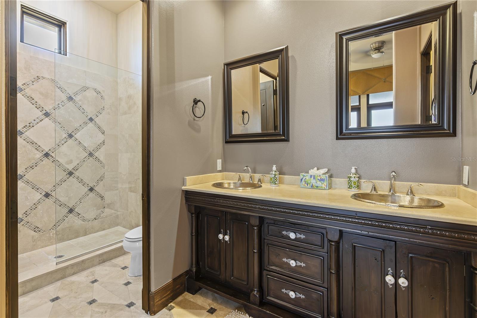 Image 46 of 100 For 16639 Arezo Court