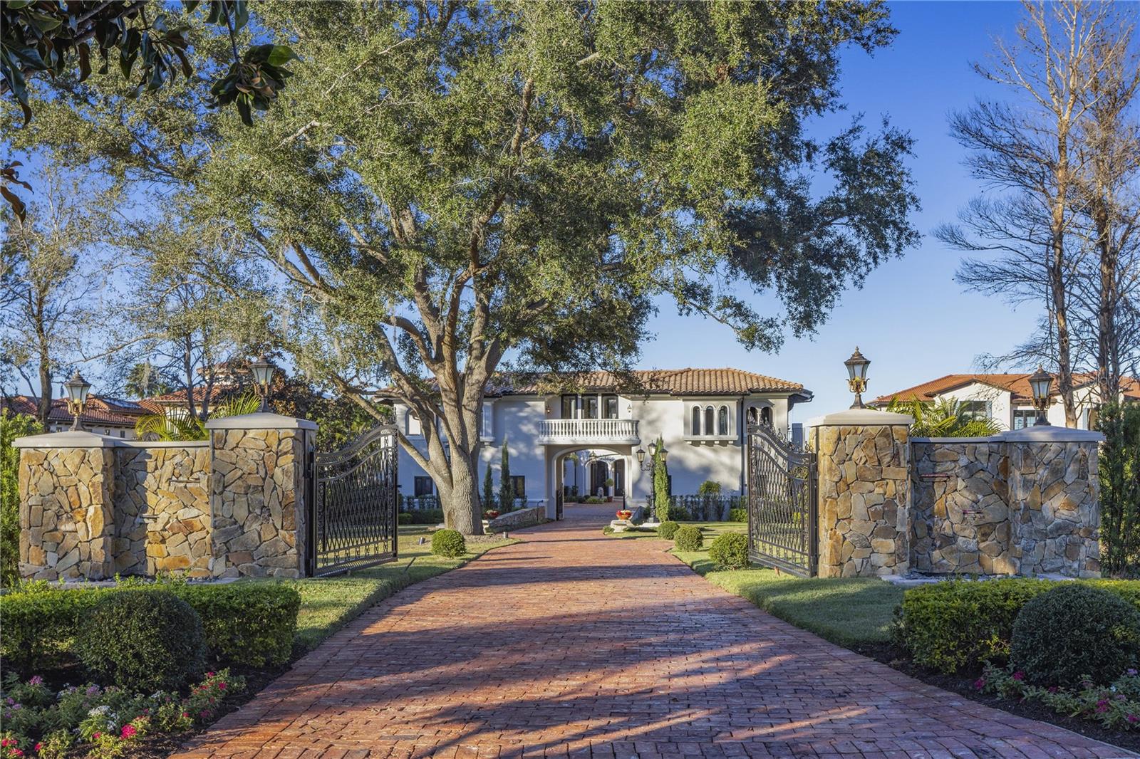 Image 6 of 100 For 16639 Arezo Court