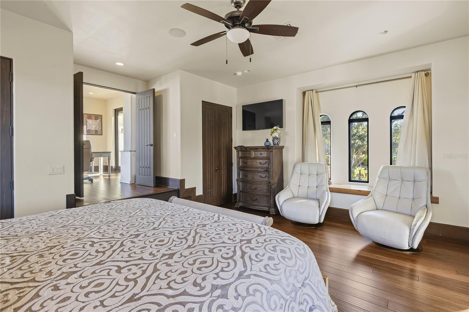 Image 63 of 100 For 16639 Arezo Court