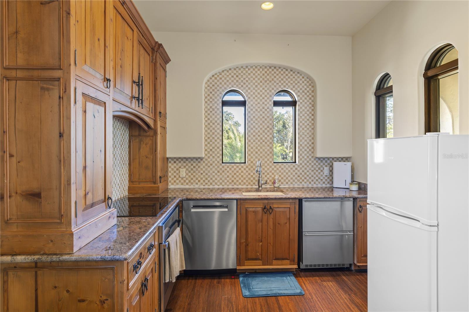 Image 66 of 100 For 16639 Arezo Court