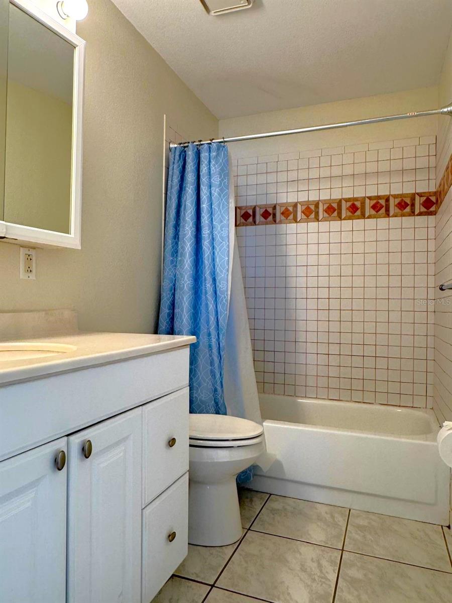 Image 14 of 25 For 242 Seminole Boulevard Nw