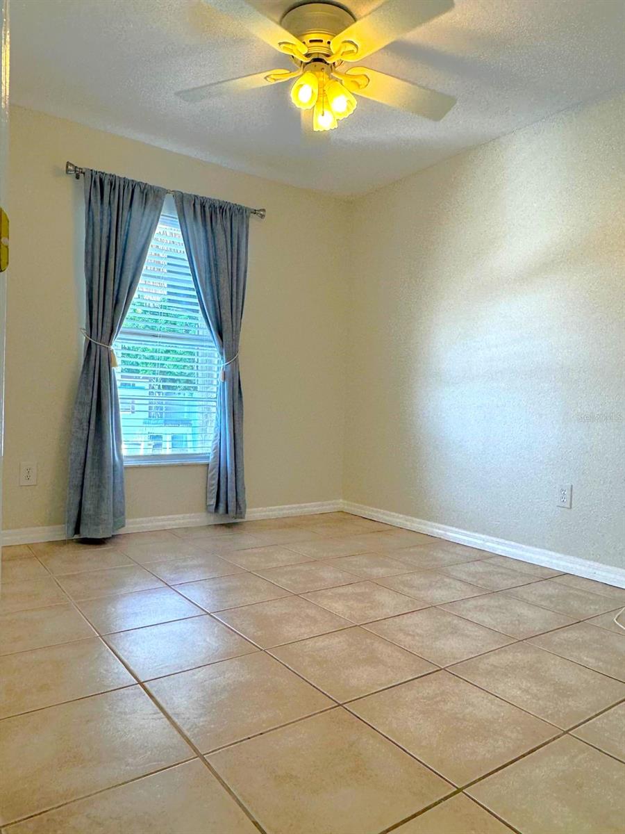 Image 15 of 25 For 242 Seminole Boulevard Nw