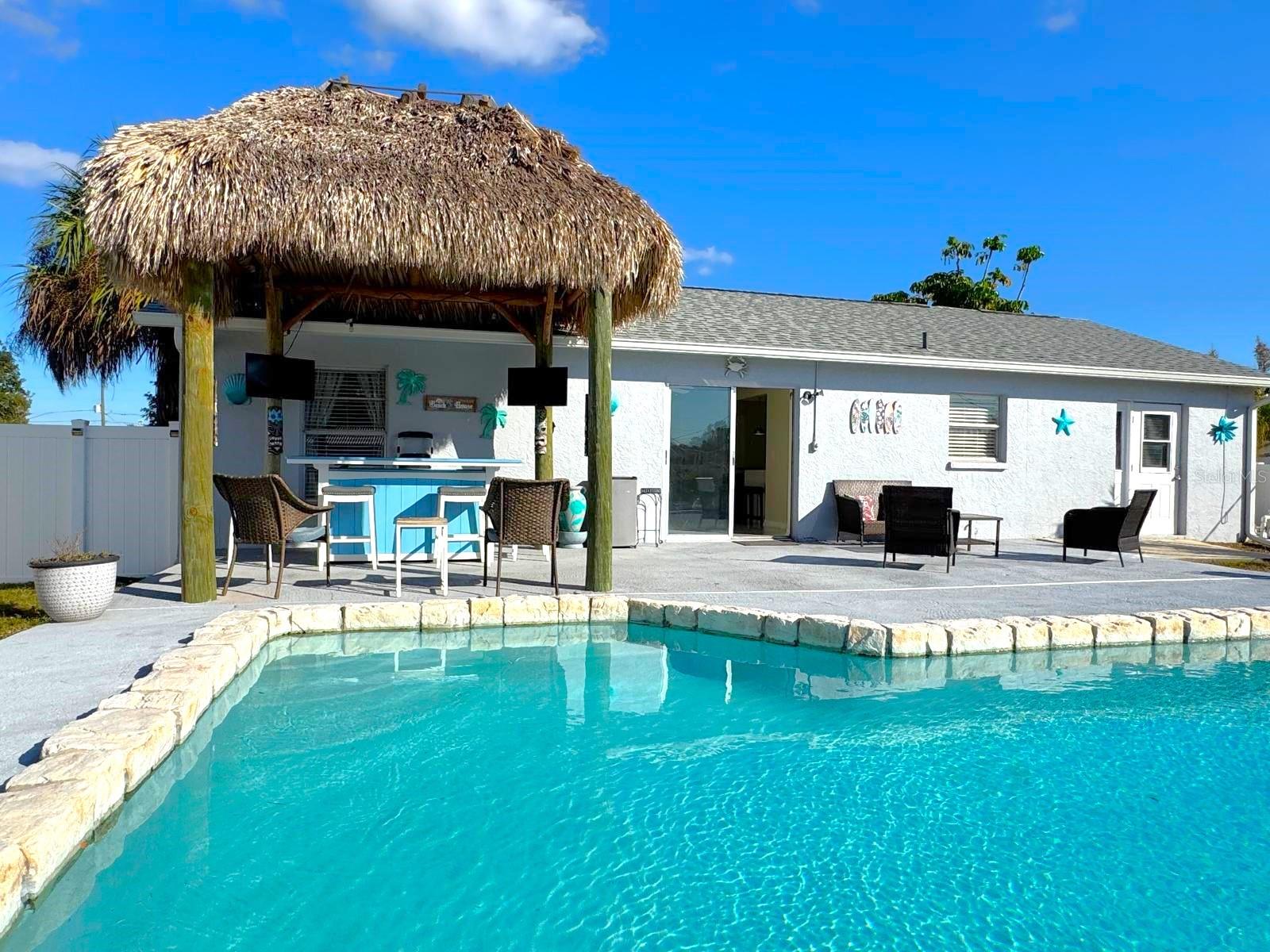 Image 2 of 25 For 242 Seminole Boulevard Nw