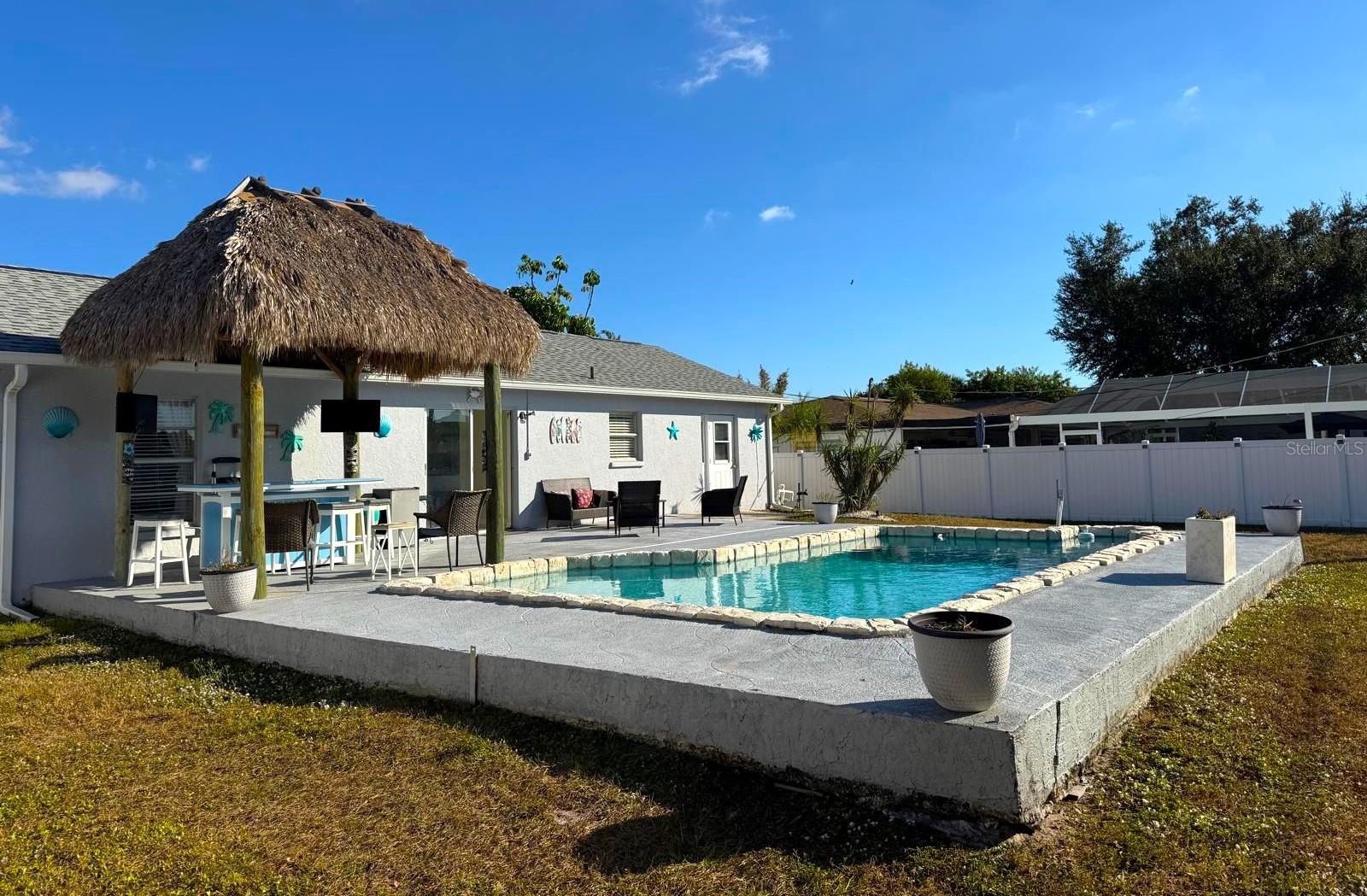 Image 21 of 25 For 242 Seminole Boulevard Nw