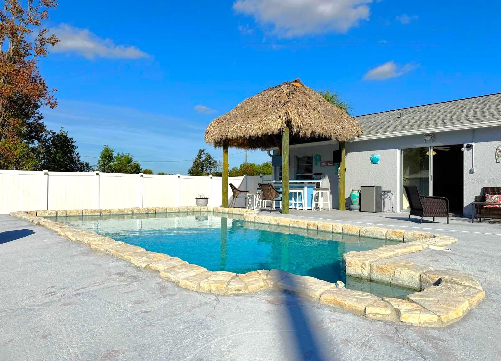 Image 22 of 25 For 242 Seminole Boulevard Nw