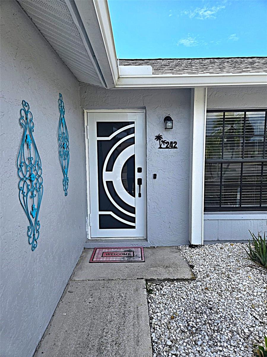 Image 6 of 25 For 242 Seminole Boulevard Nw