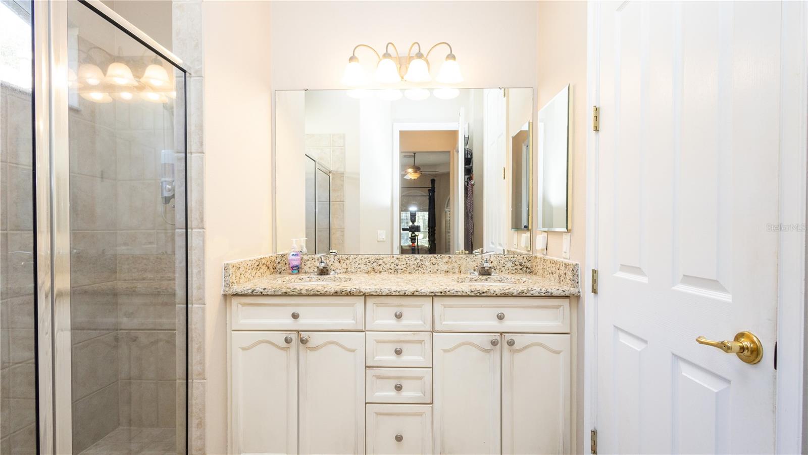 Image 17 of 31 For 25921 San Rafael Court