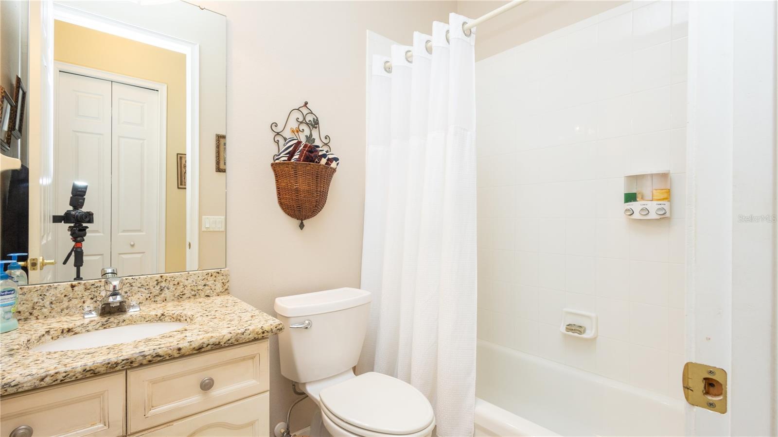 Image 21 of 31 For 25921 San Rafael Court