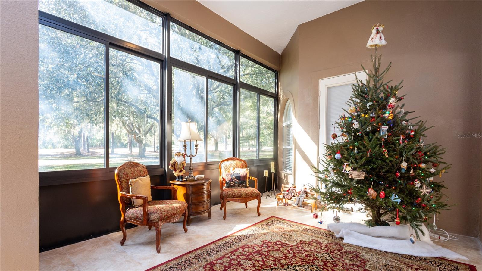 Image 26 of 31 For 25921 San Rafael Court