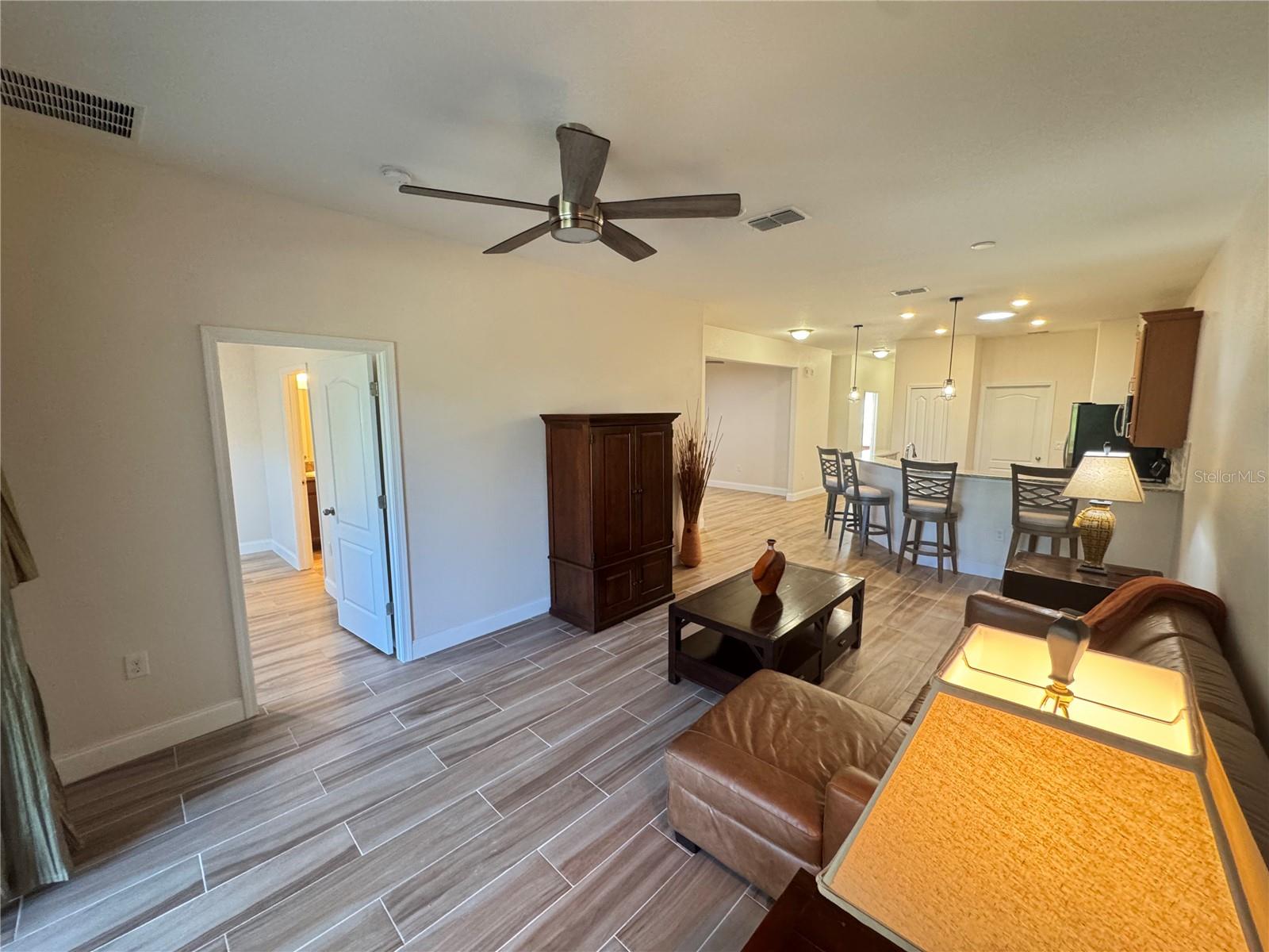 Image 11 of 37 For 3210 Sonesta Court B