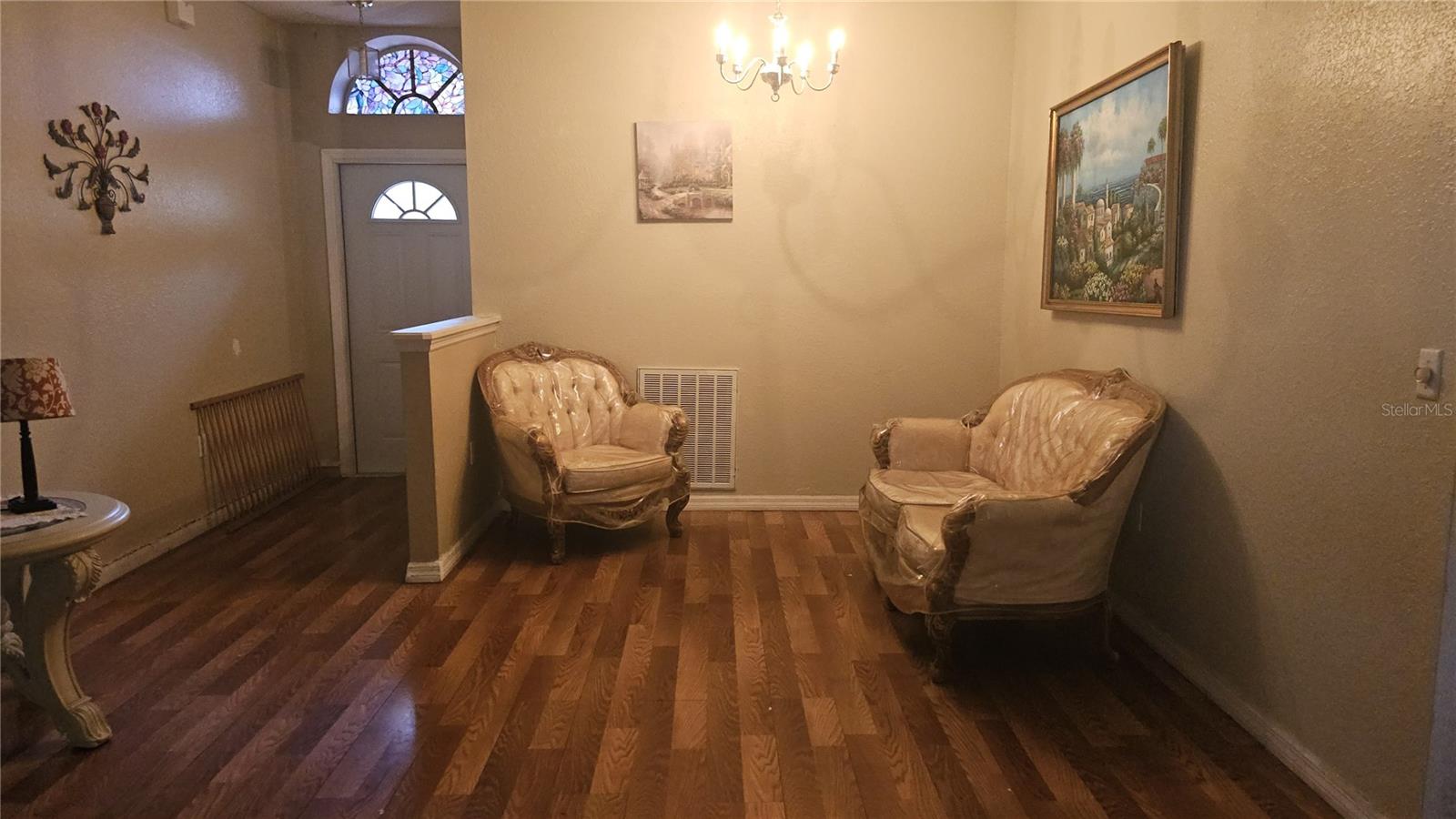 Image 3 of 9 For 871 Reflections Loop E