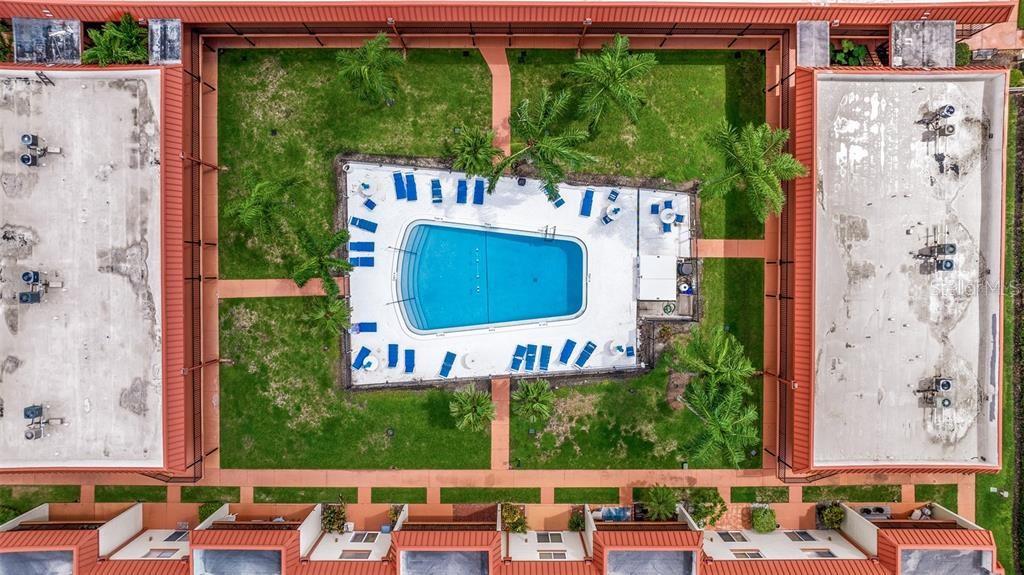 Image 27 of 36 For 10365 Paradise Boulevard 21