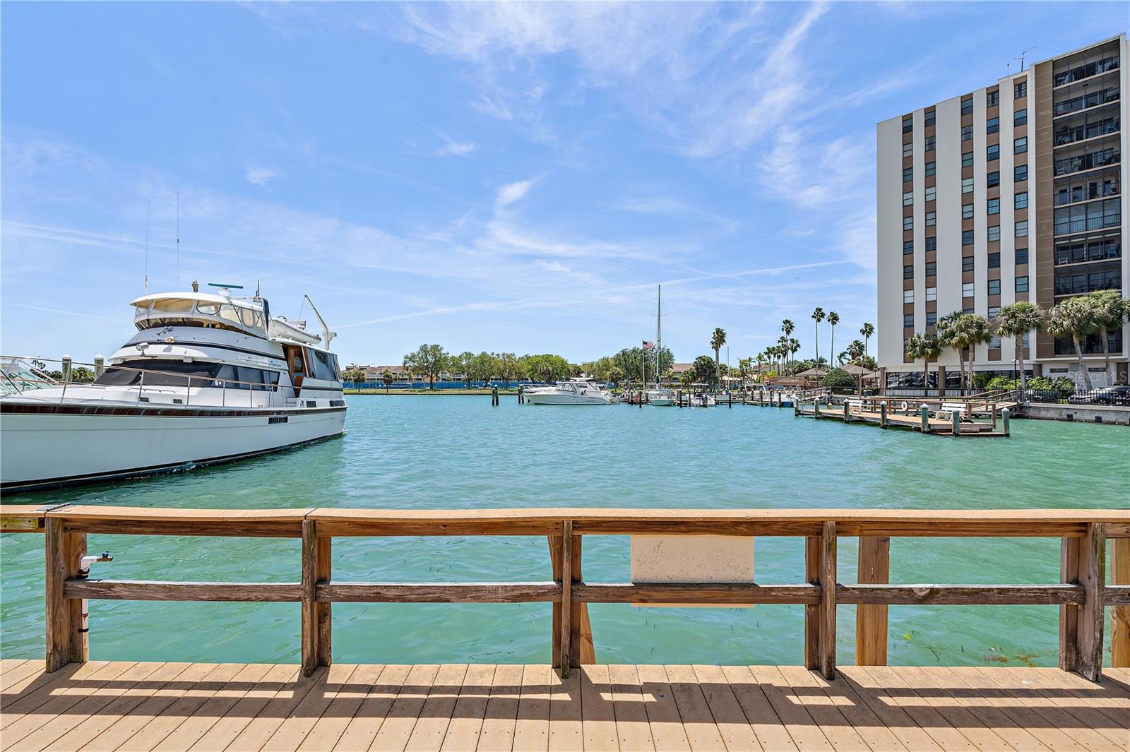 Image 34 of 36 For 10365 Paradise Boulevard 21