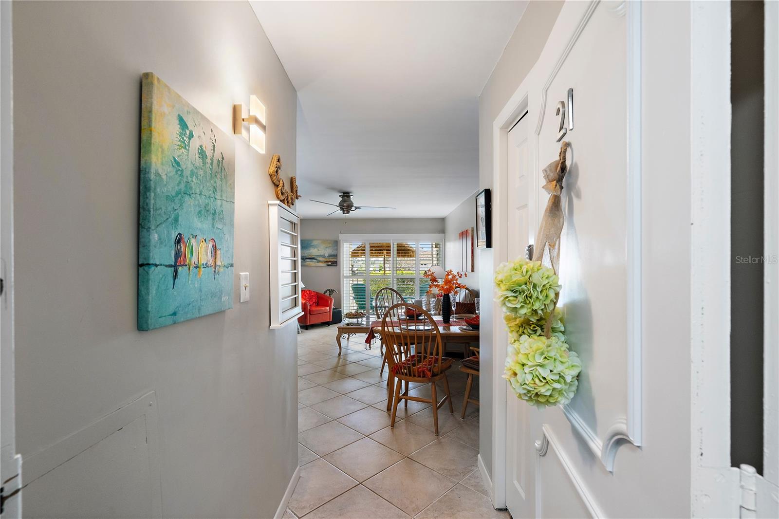 Image 5 of 36 For 10365 Paradise Boulevard 21