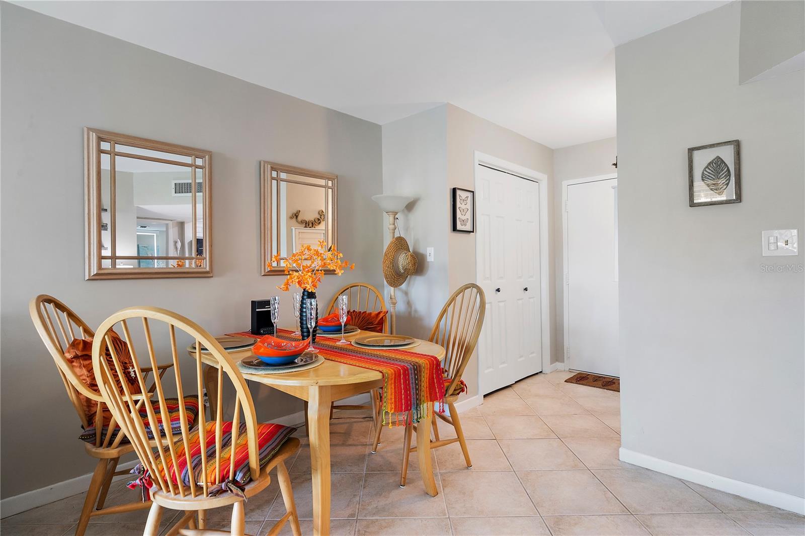 Image 7 of 36 For 10365 Paradise Boulevard 21