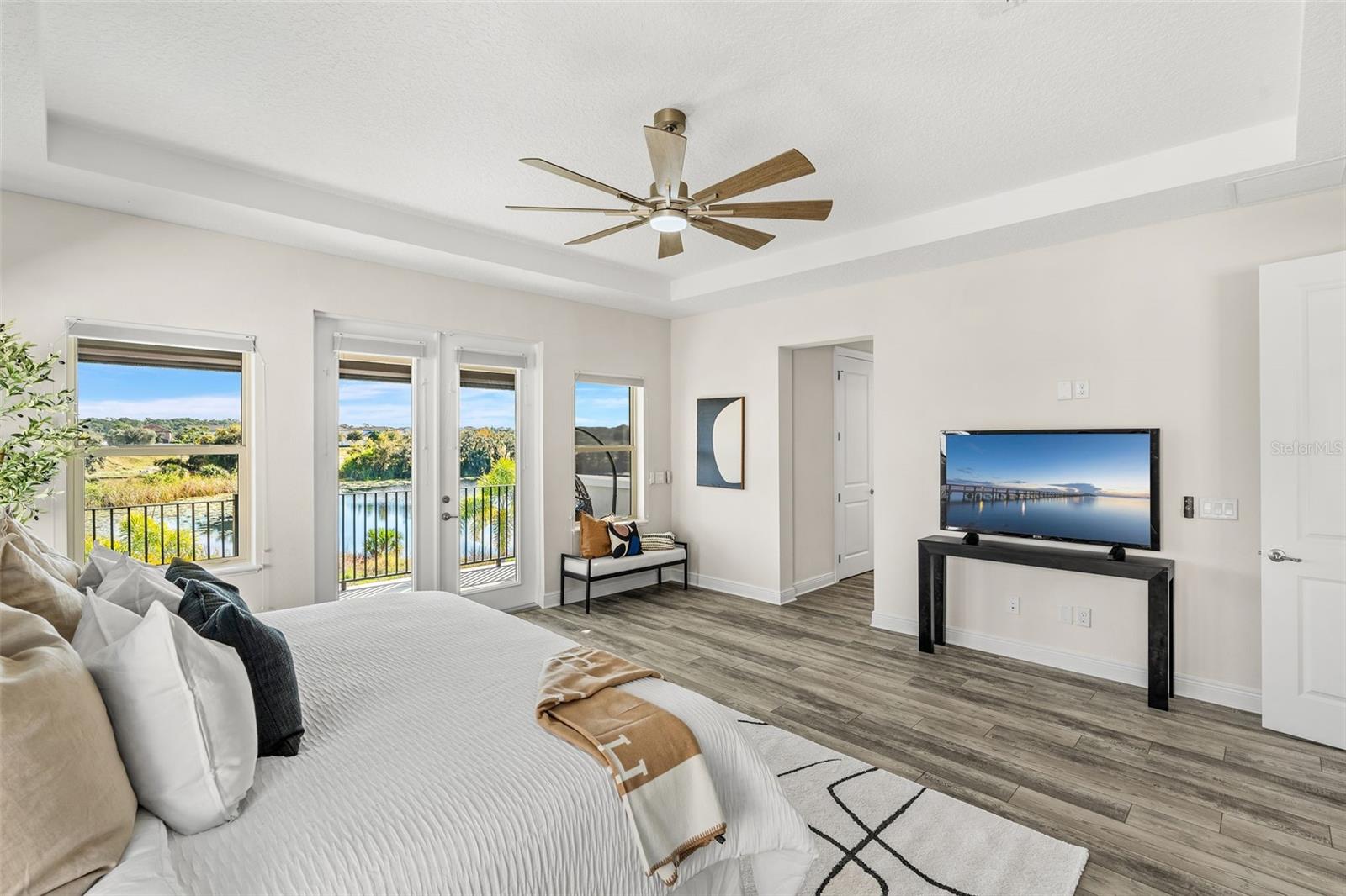 Image 29 of 55 For 15606 Shorebird Lane