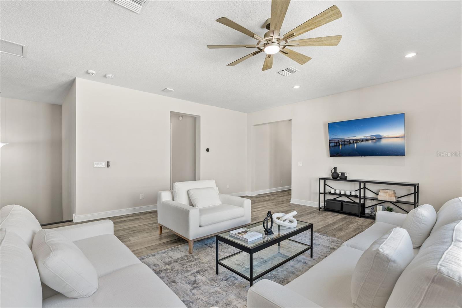 Image 37 of 55 For 15606 Shorebird Lane