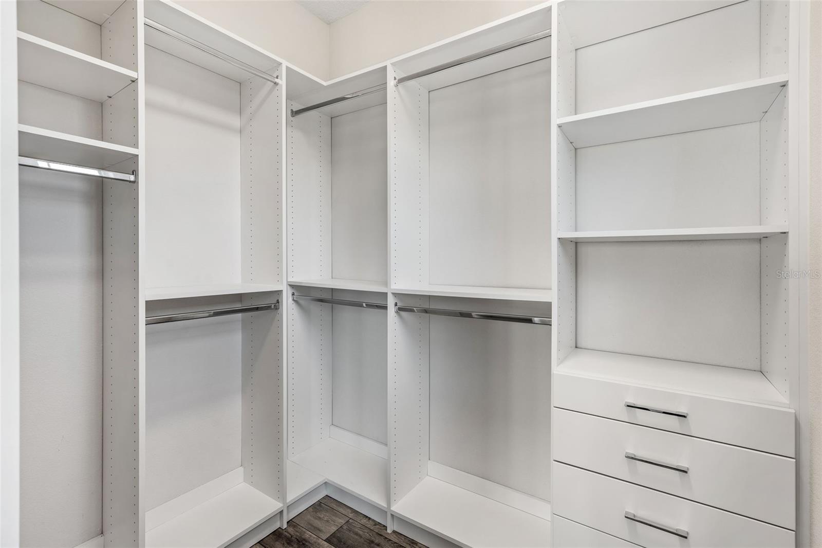 Image 43 of 55 For 15606 Shorebird Lane