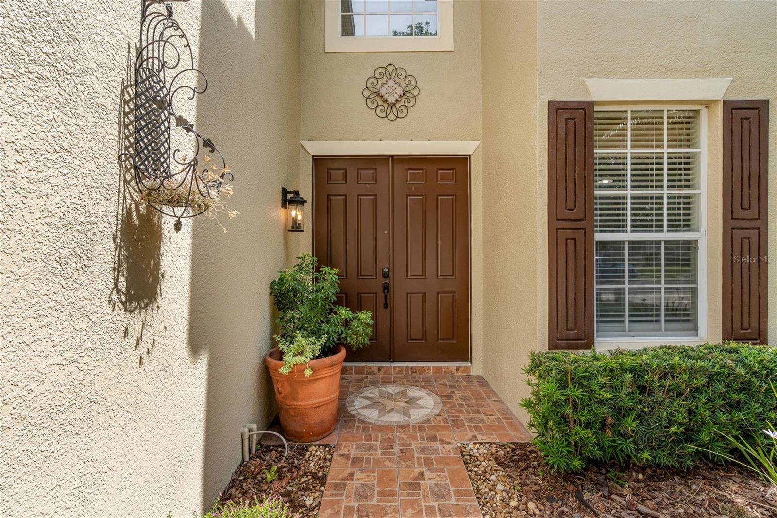 Image 11 of 79 For 555 Carey Way