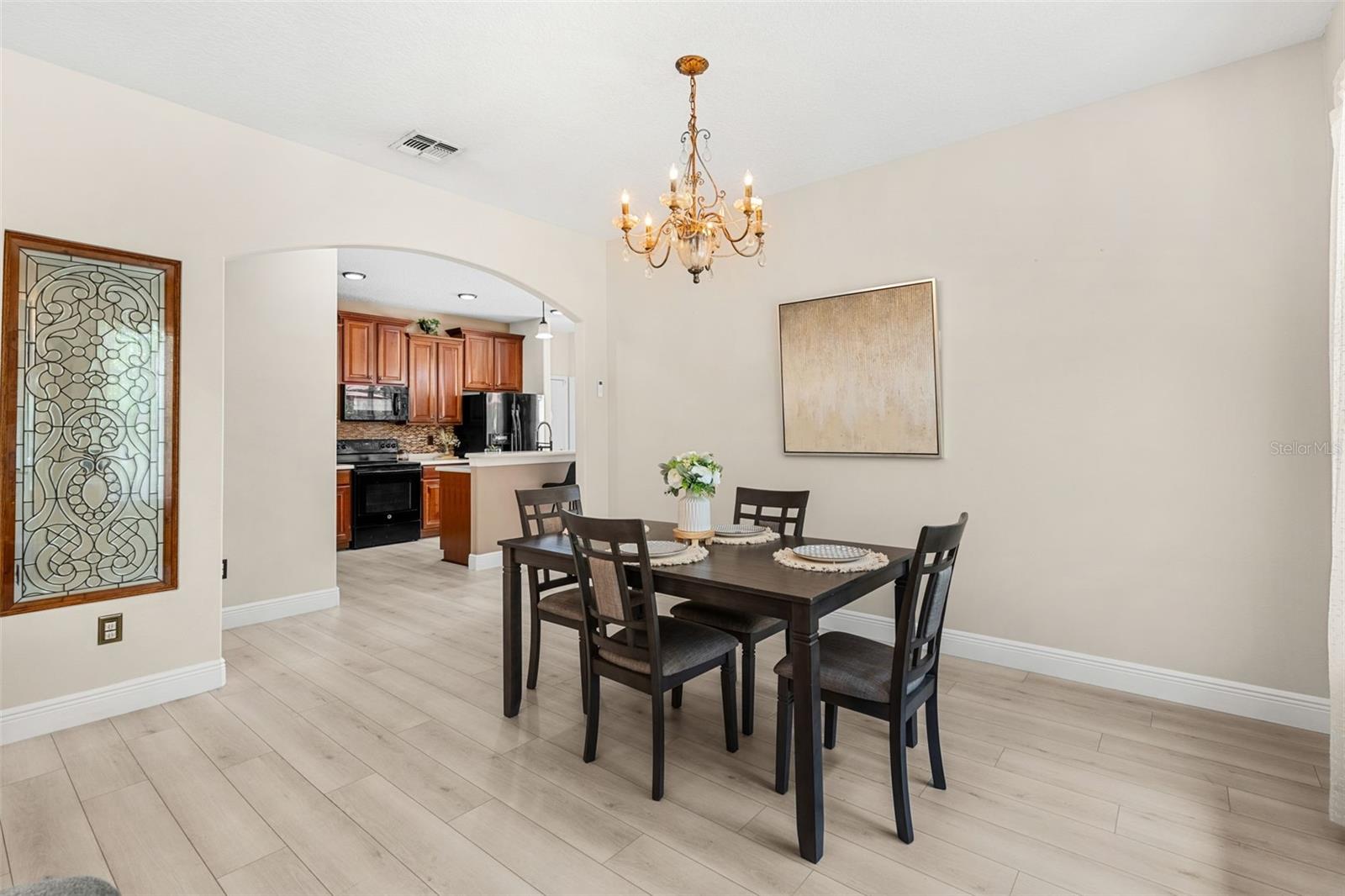 Image 23 of 79 For 555 Carey Way