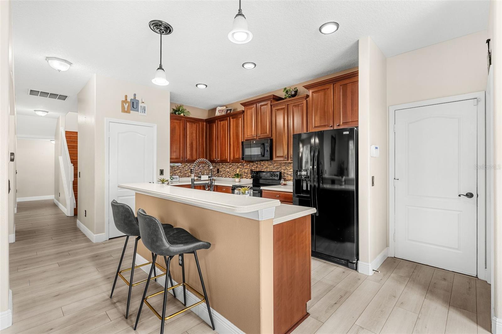 Image 3 of 79 For 555 Carey Way