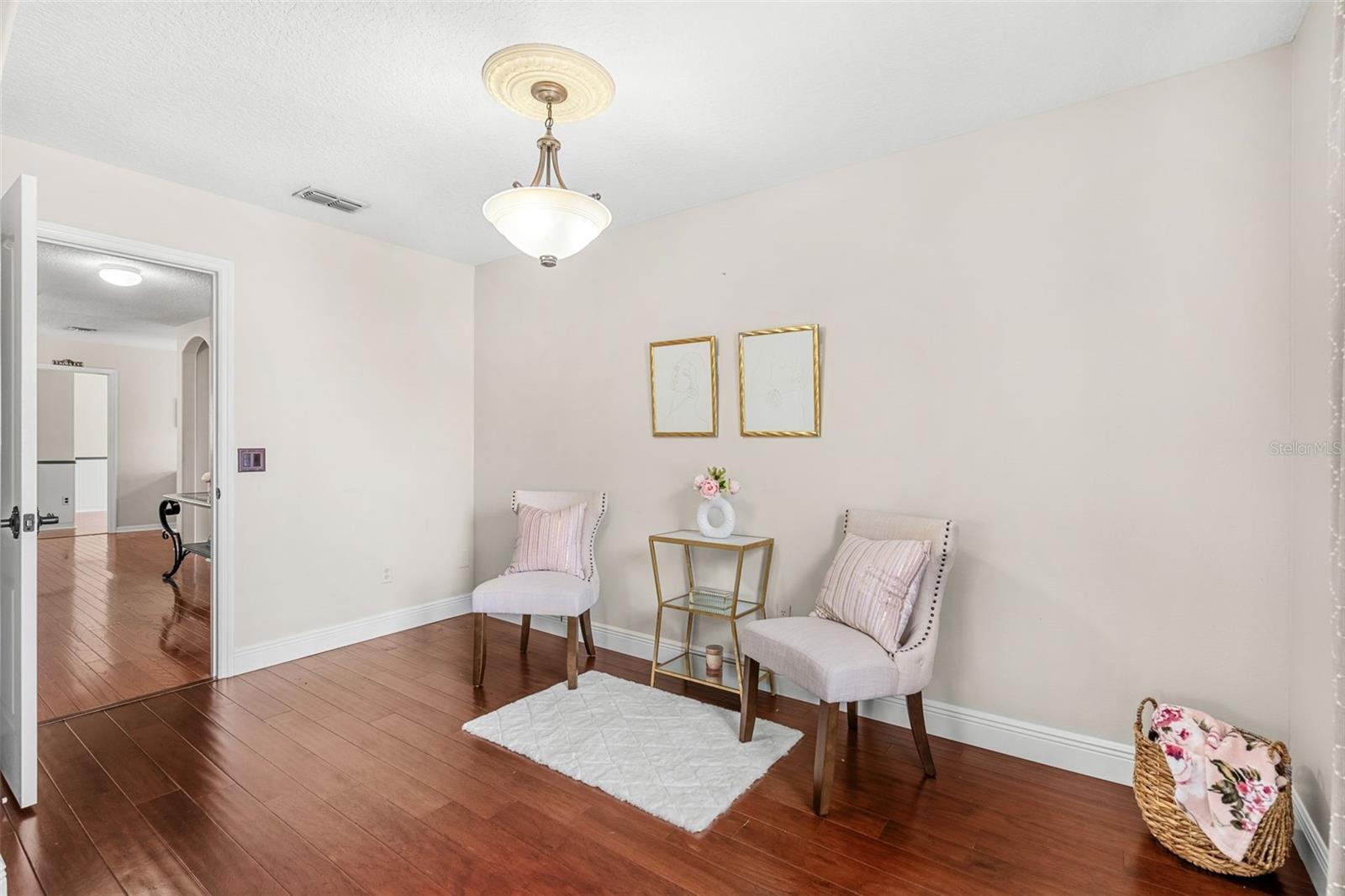 Image 33 of 79 For 555 Carey Way