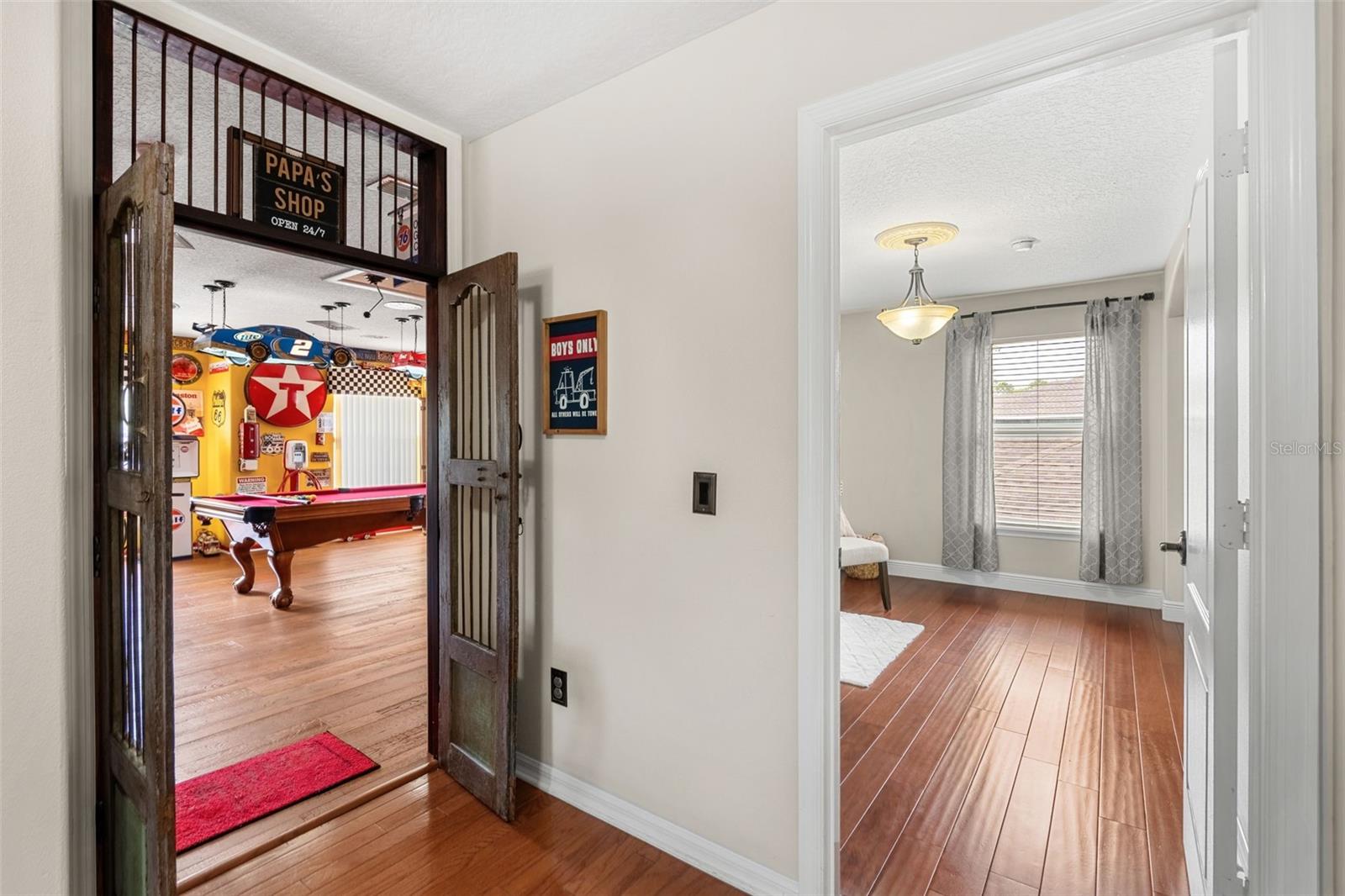 Image 43 of 79 For 555 Carey Way