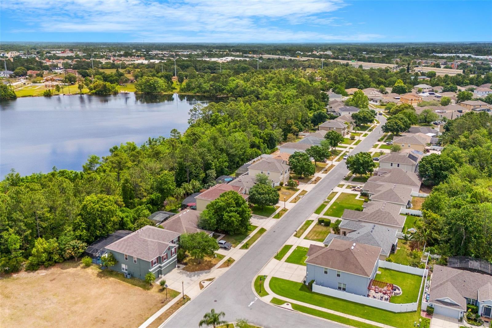 Image 70 of 79 For 555 Carey Way