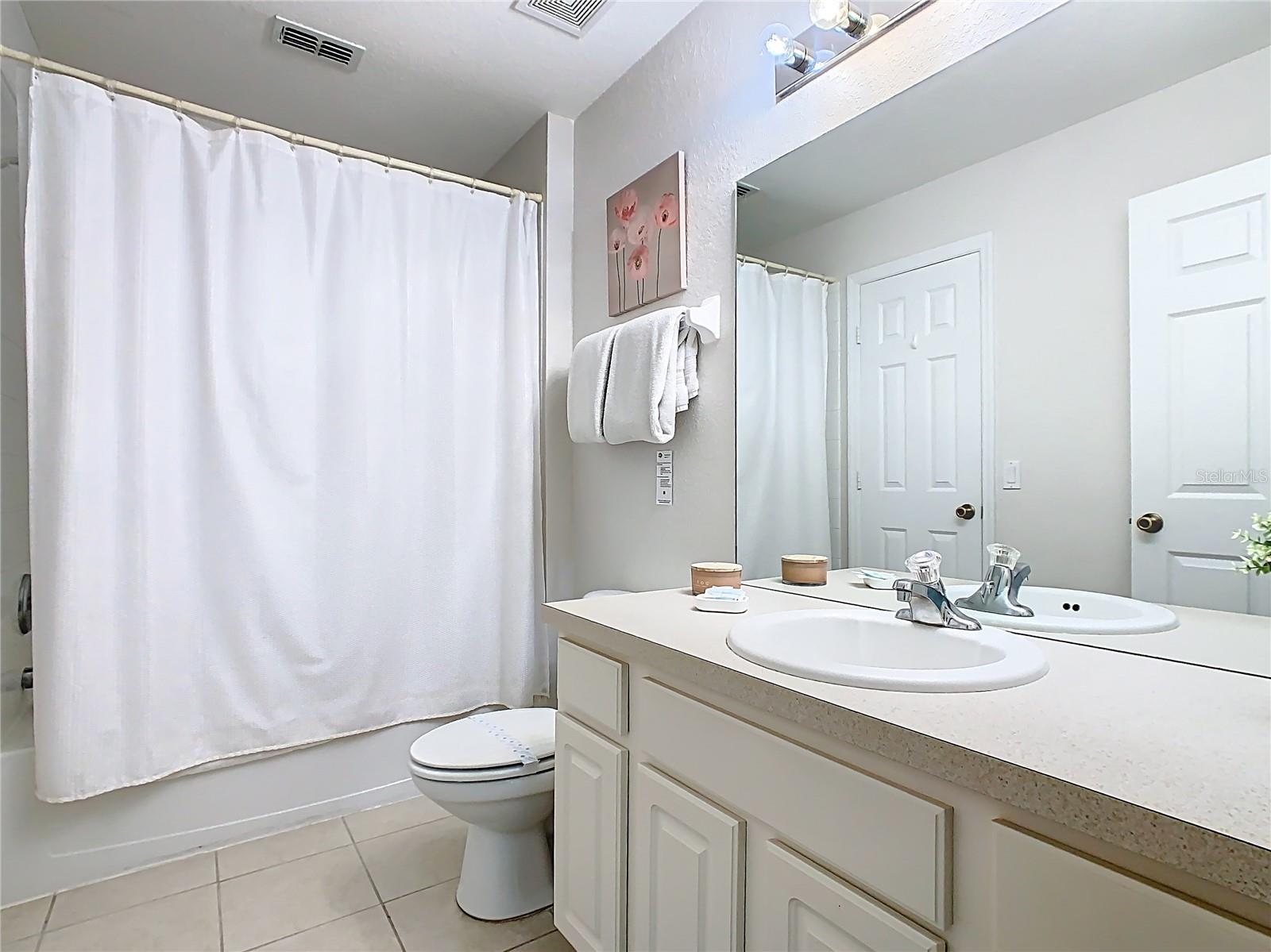 Image 37 of 100 For 2619 Daulby Street