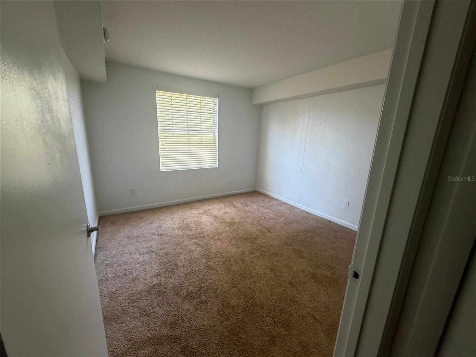 Image 3 of 8 For 2323 Mccoy Road 816