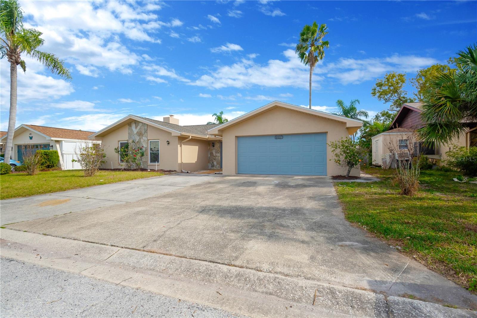 Image 3 of 45 For 9840 San Sebastian Way