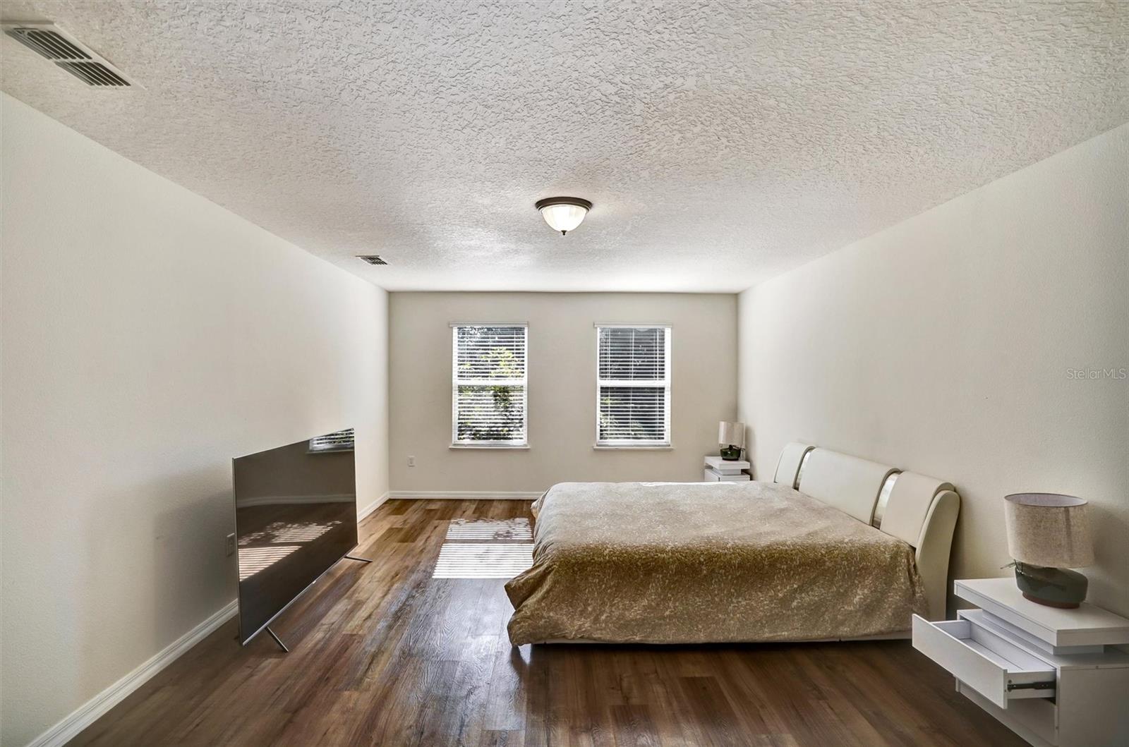 Image 16 of 28 For 16100 Yelloweyed Drive