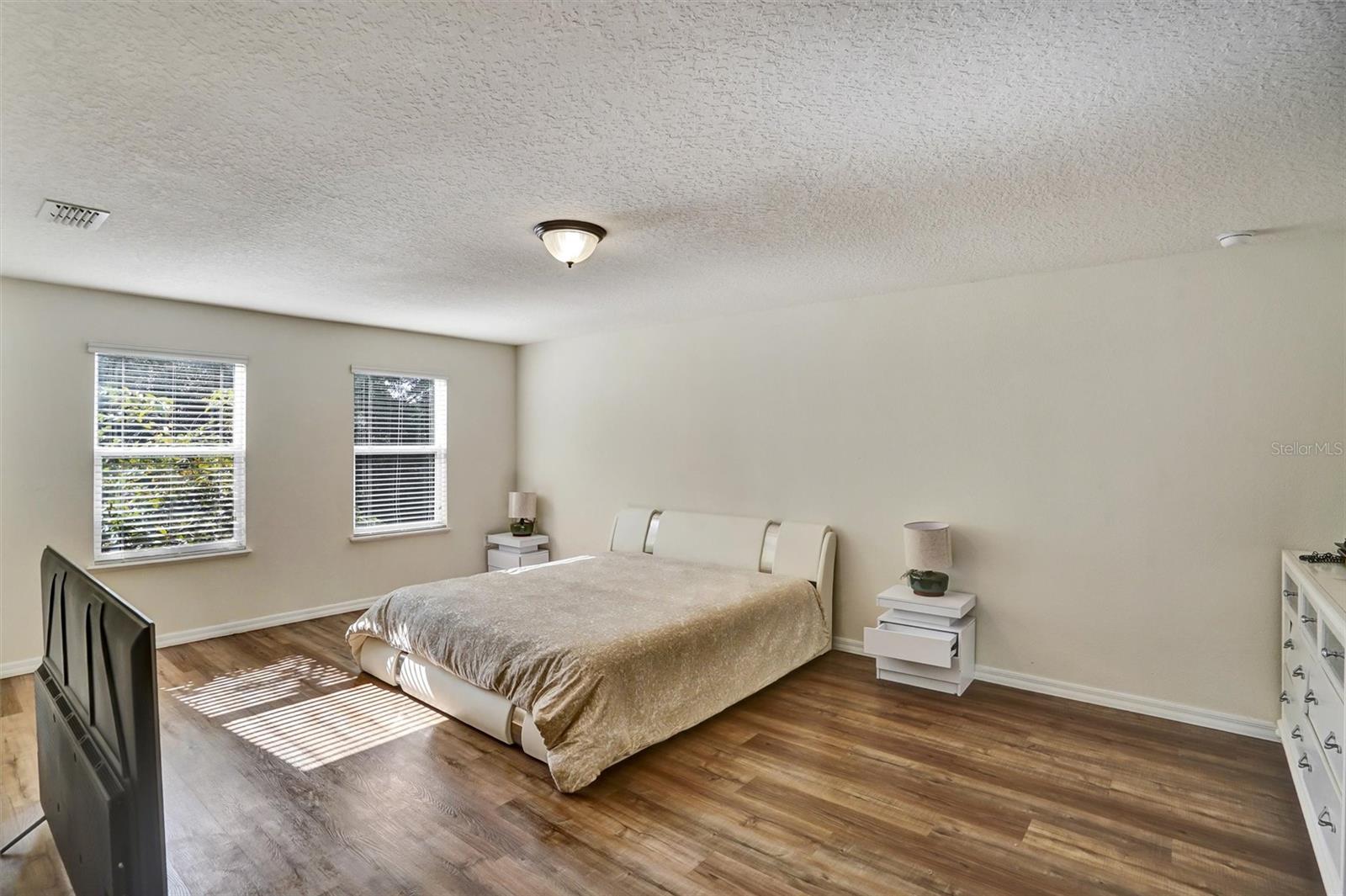 Image 18 of 28 For 16100 Yelloweyed Drive