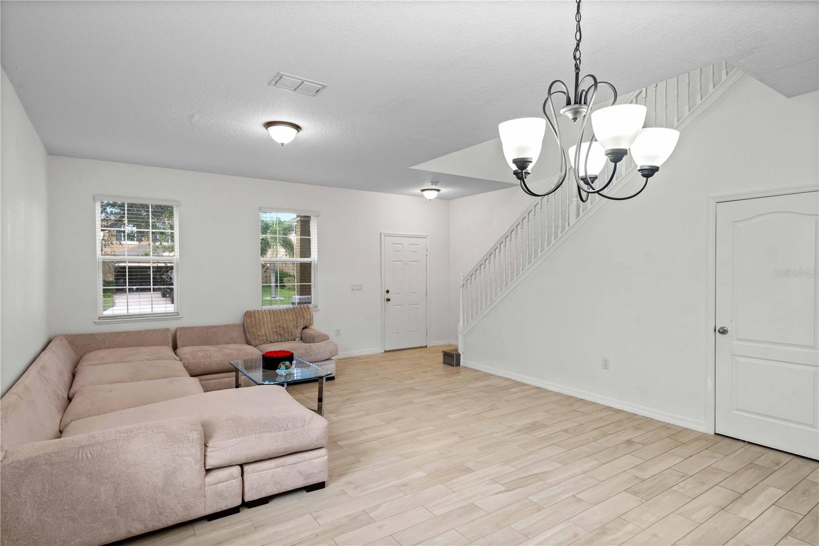 Image 3 of 28 For 16100 Yelloweyed Drive