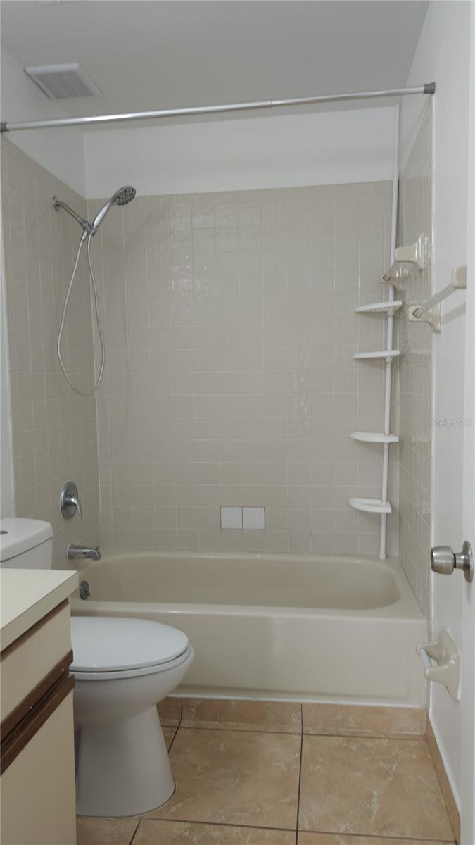 Image 18 of 30 For 1737 Shady Ridge Court 231