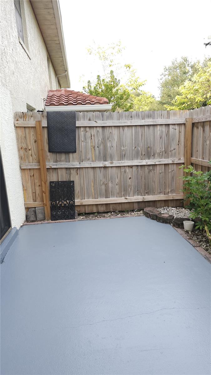 Image 26 of 30 For 1737 Shady Ridge Court 231