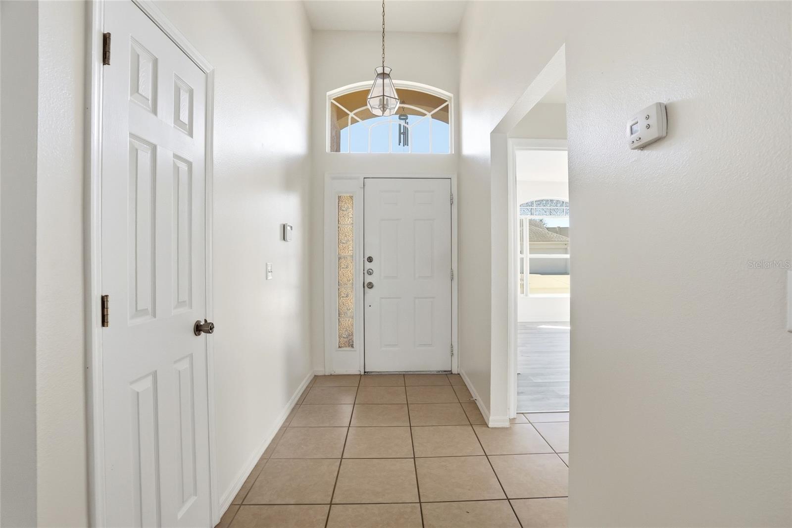 Image 2 of 48 For 206 Rochester Loop