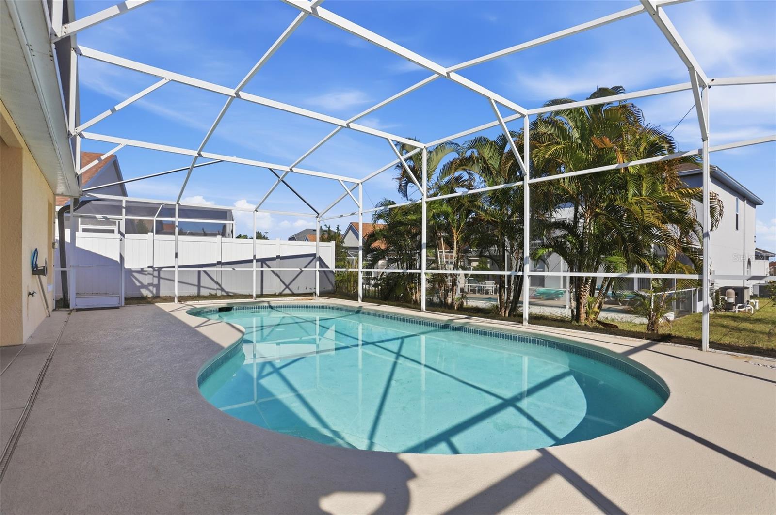 Image 34 of 48 For 206 Rochester Loop