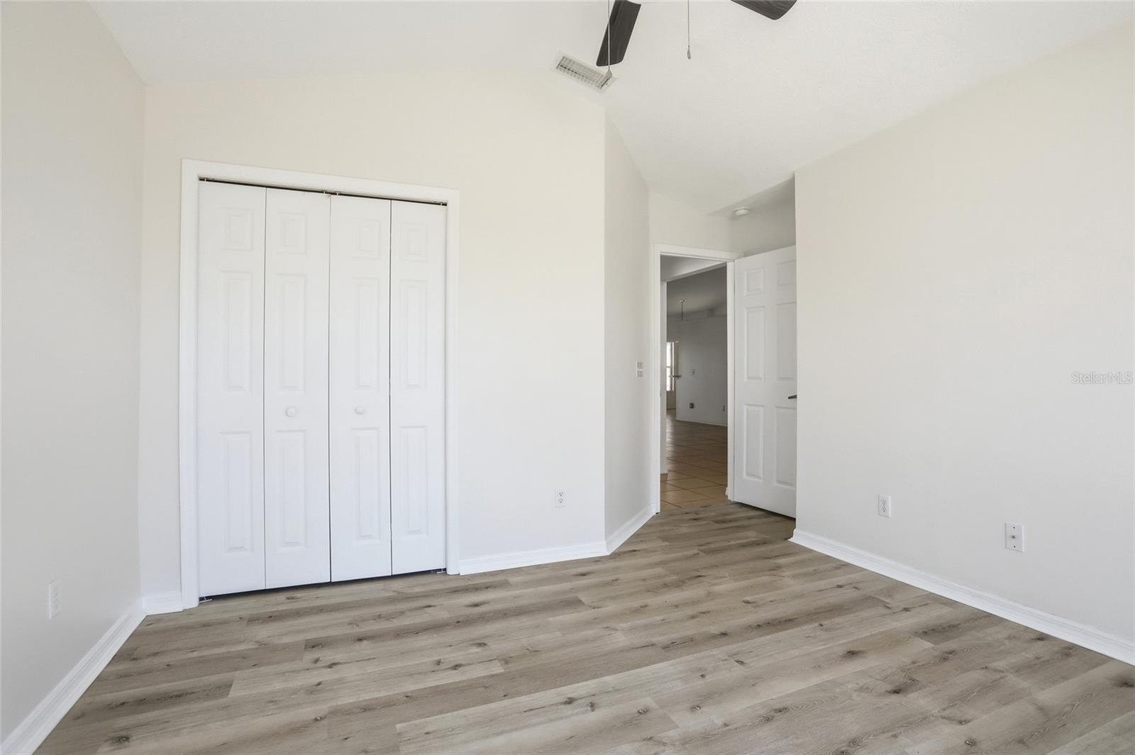 Image 9 of 48 For 206 Rochester Loop