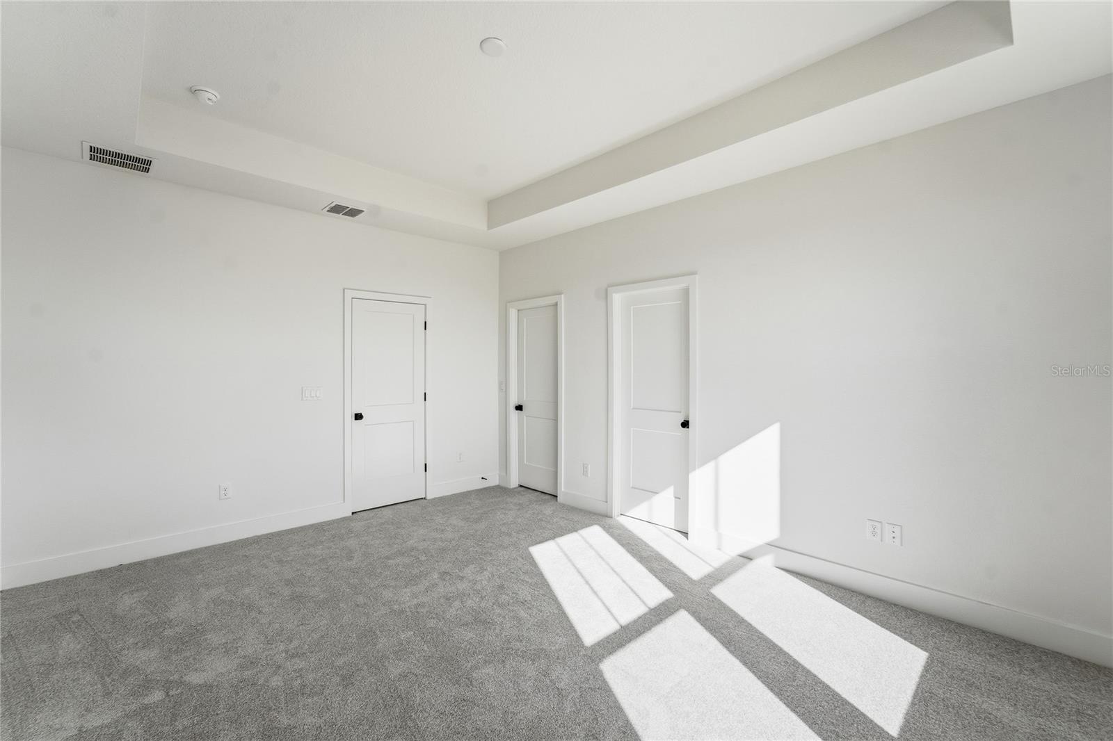 Image 16 of 28 For 15058 Grove Lake Drive