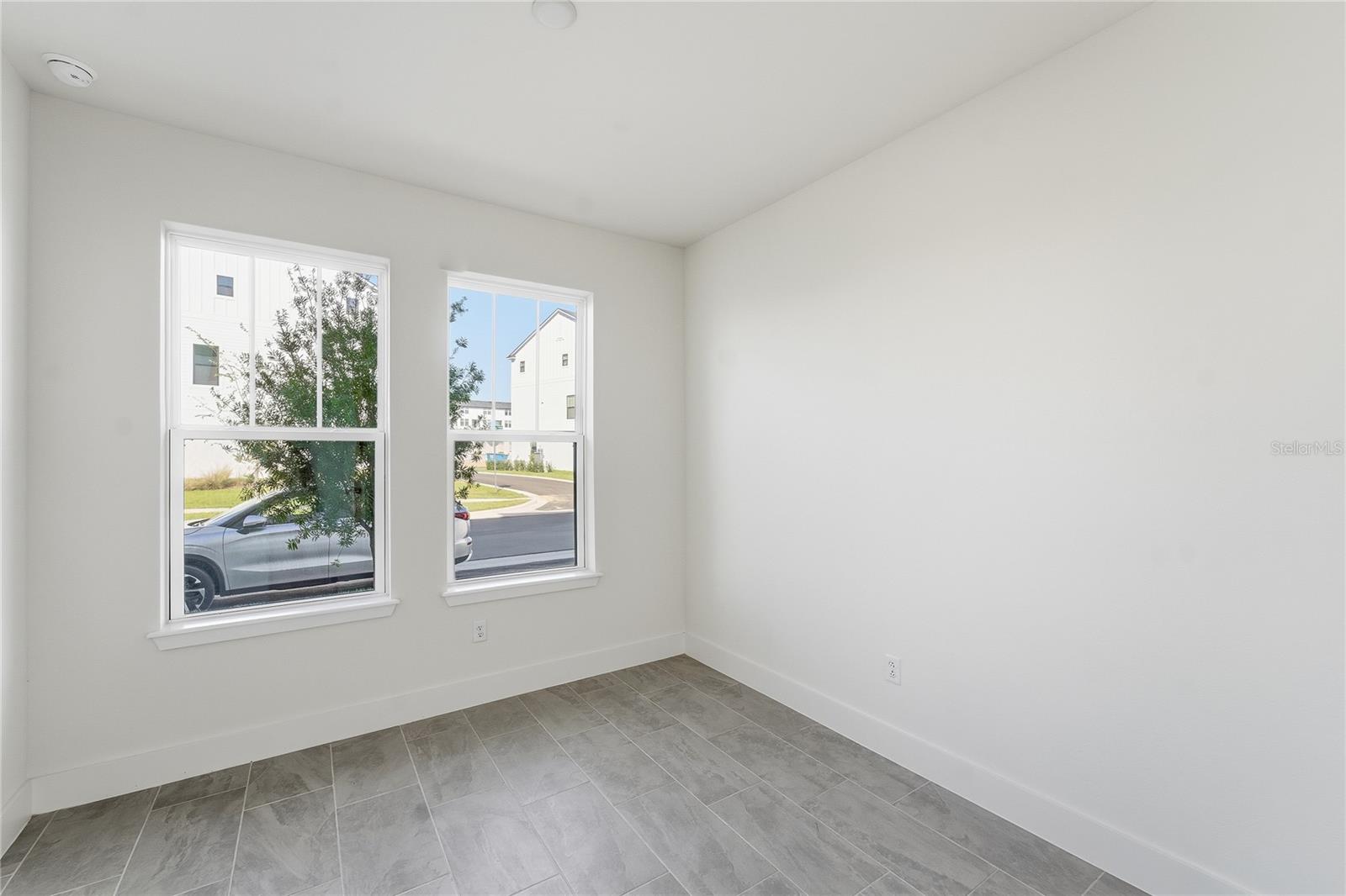 Image 3 of 28 For 15058 Grove Lake Drive