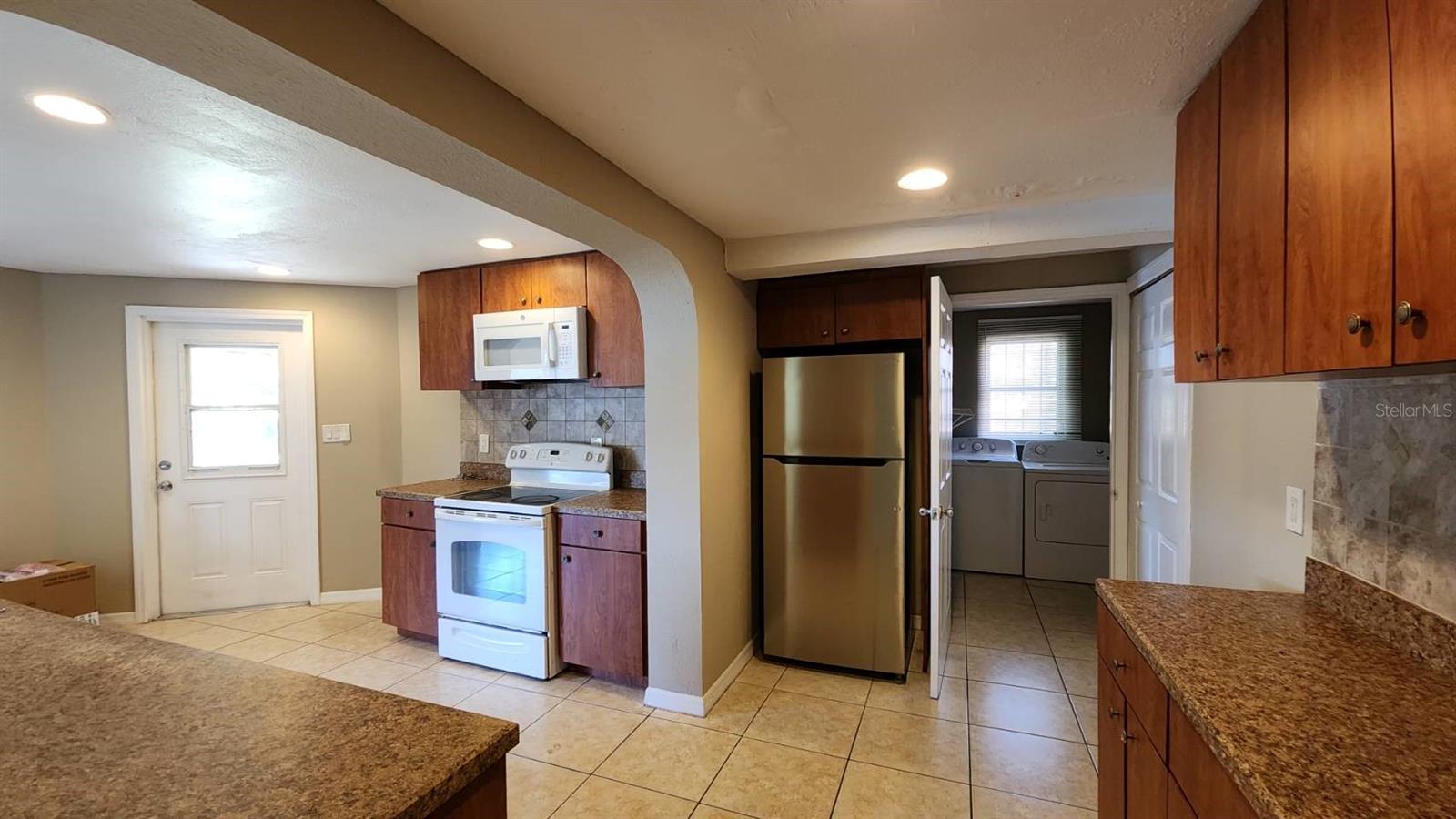 Image 5 of 21 For 4359 Lake Richmond Drive