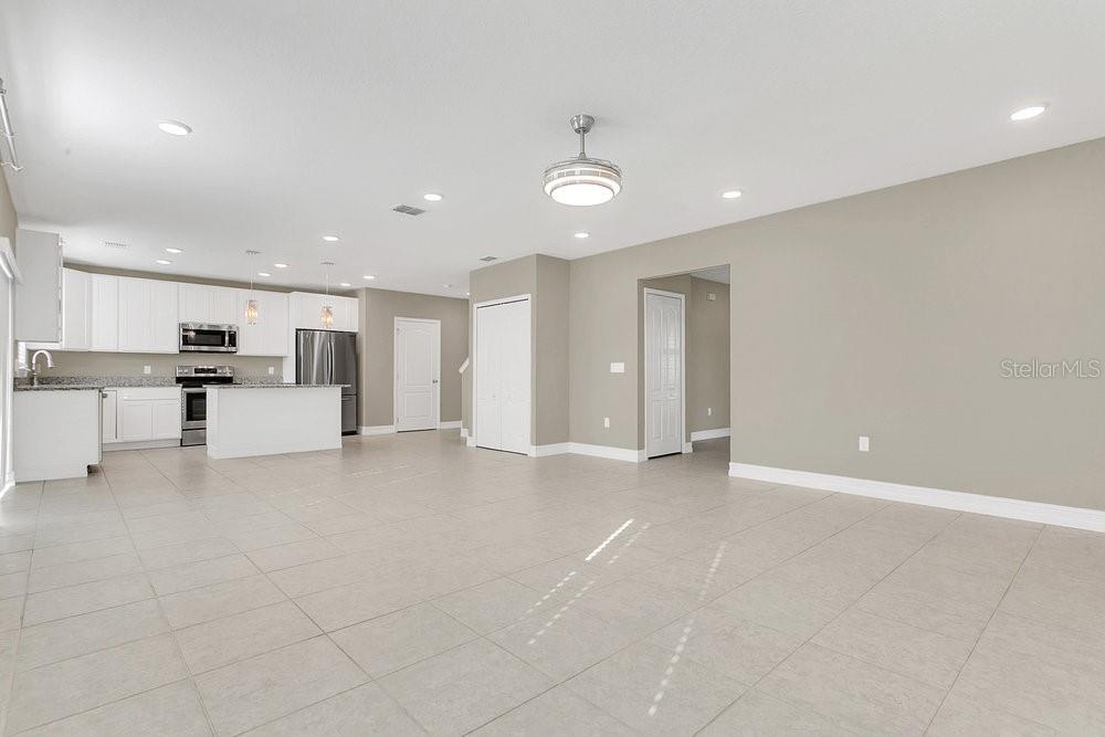 Image 10 of 36 For 807 Glen Creek Court