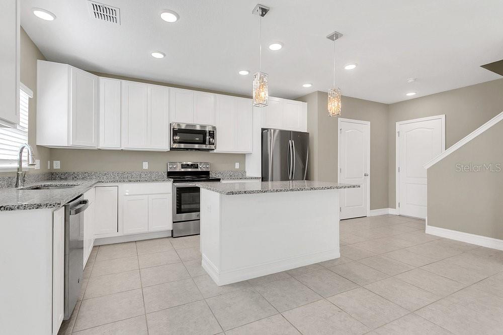 Image 12 of 36 For 807 Glen Creek Court