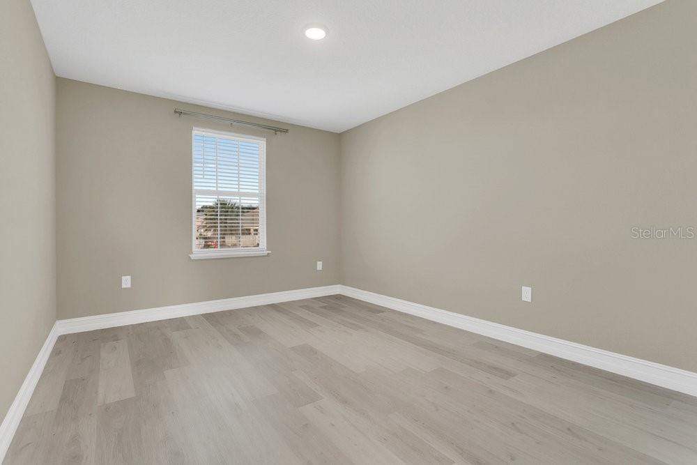 Image 24 of 36 For 807 Glen Creek Court