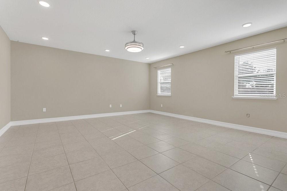 Image 8 of 36 For 807 Glen Creek Court