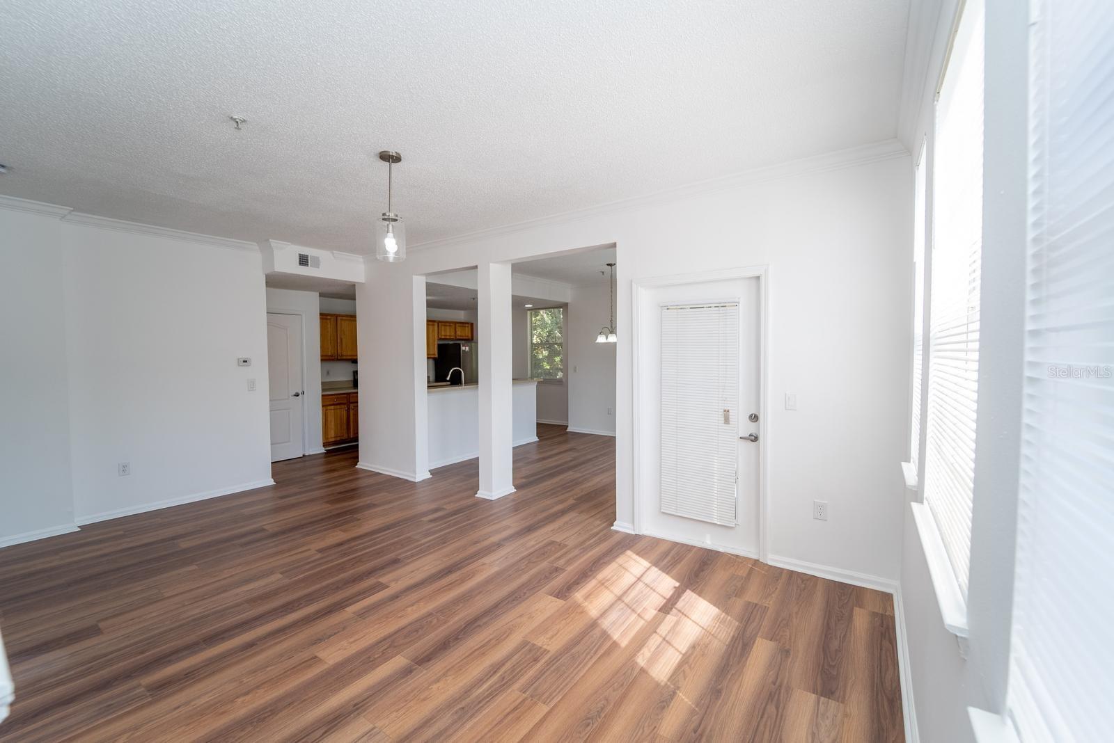 Image 25 of 46 For 12106 Poppy Field Lane 107