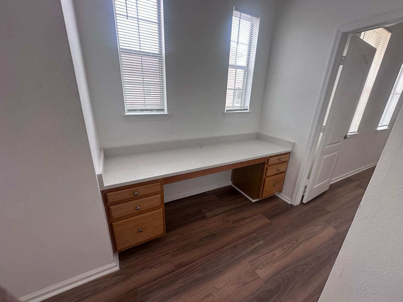 Image 26 of 46 For 12106 Poppy Field Lane 107