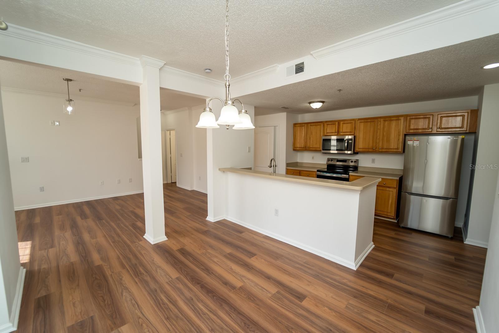 Image 7 of 46 For 12106 Poppy Field Lane 107