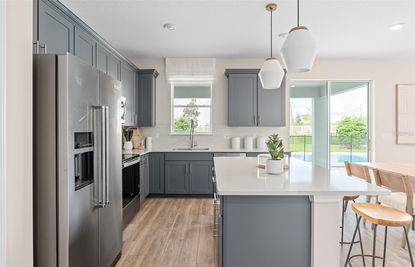 Image 5 of 28 For 3385 Orange Rose Loop